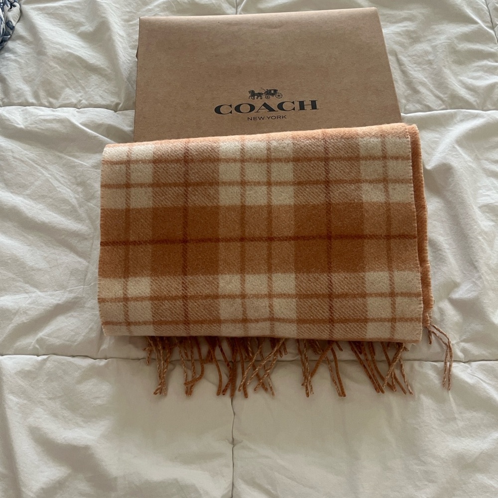 AUTHENTIC COACH Sandstone and cream reversible scarf